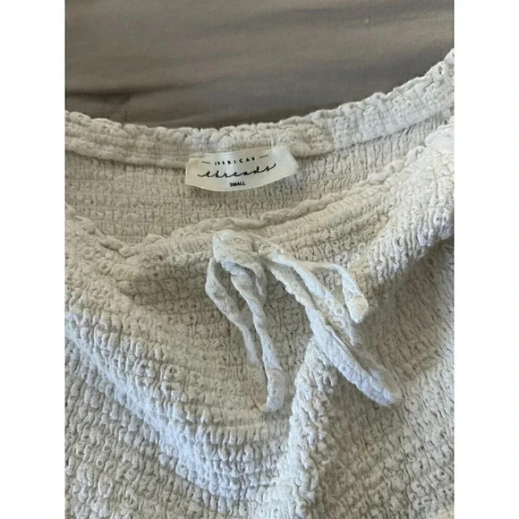 American Threads Eyelet Wrapped Romper Size Small White - Picture 3 of 3